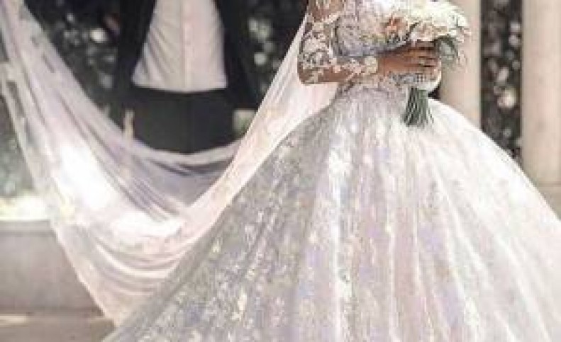 نکاتی که حتما باید هنگام پرو لباس عروس بدانید