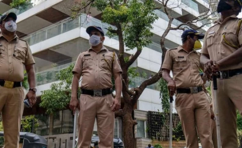 دستورالعمل جدید پلیس هند: پرسنل نباید شکم داشته باشند