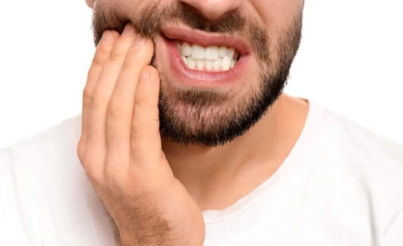 عوارض وحشتناک هر یک دندان پوسیده