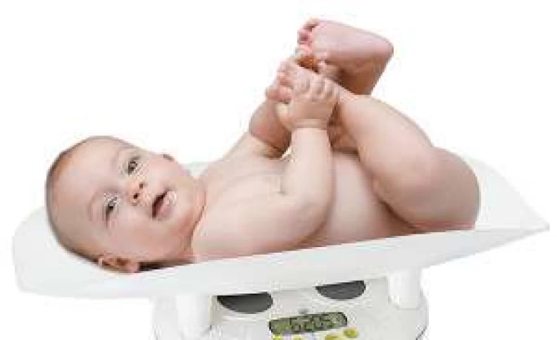 وزن گرفتن استاندارد نوزاد از هفته ی اول تا 6 ماهگی