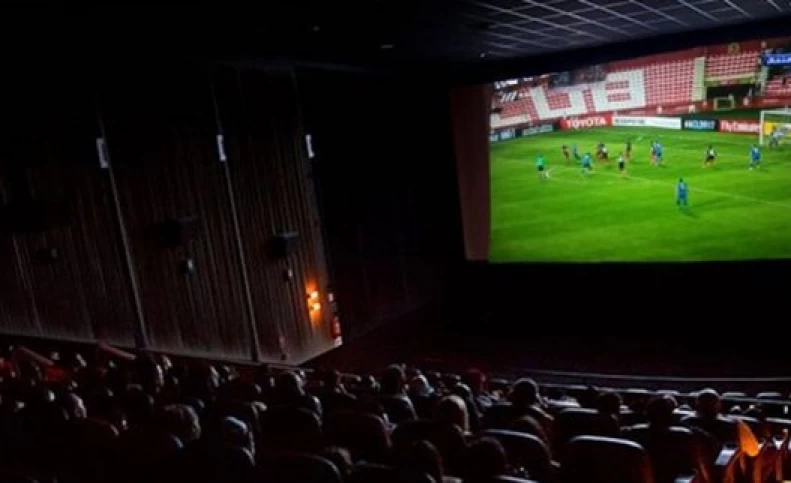 چرا پخش فوتبال در سینماها لغو شد؟