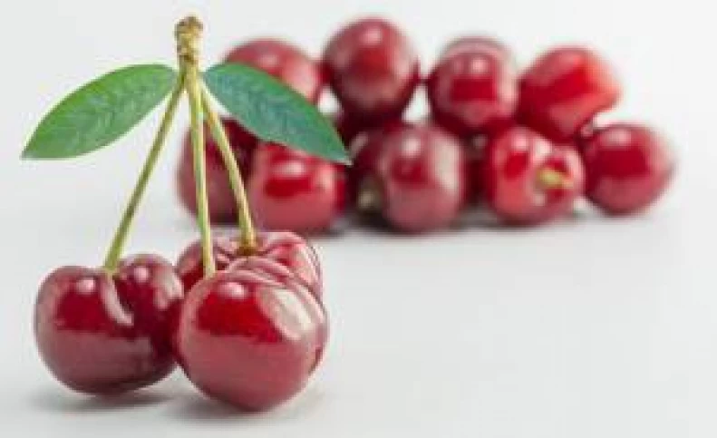 به این دلیل گیلاس زیاد بخورید