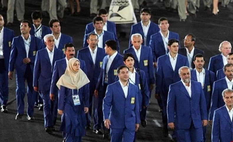 لباس رسمی کاروان ایران از المپیک سیدنی تا توکیو/ عکس