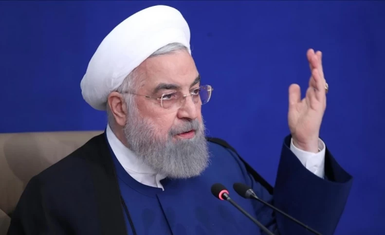 حمله تند روزنامه اصولگرا به حسن روحانی: ناکارآمدی‌ ها را به ساختار سیاسی نظام حواله دادید