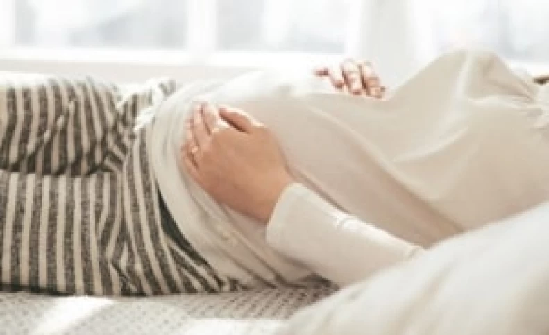 از هفته چندم بارداری نباید به پشت خوابید؟