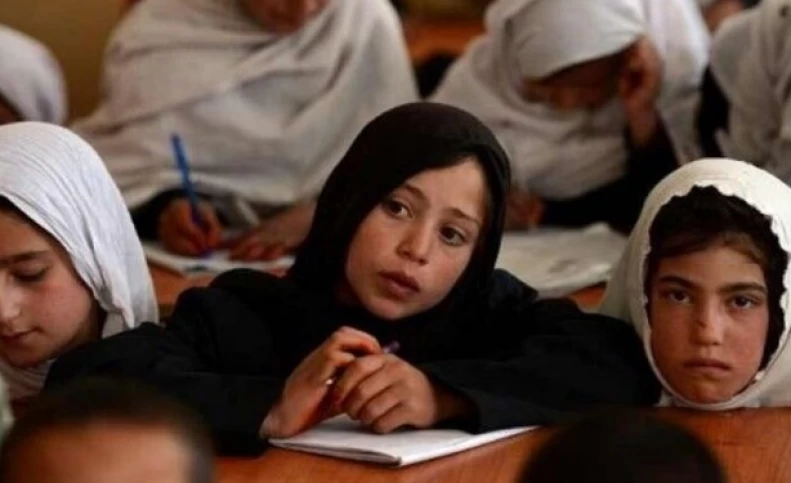 سال تحصیلی در افغانستان بدون حضور دانش‌آموزان دختر آغاز شد