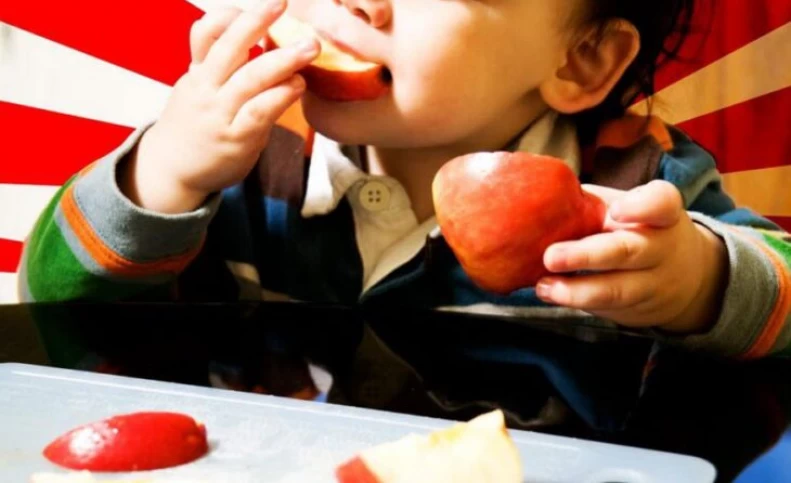 3 خاصیت سیب برای کودکان