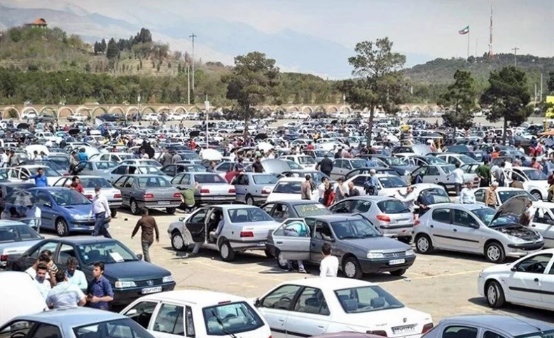 توضیح رییس اتحادیه درباره خودروی ۱۲ میلیاردی بازار