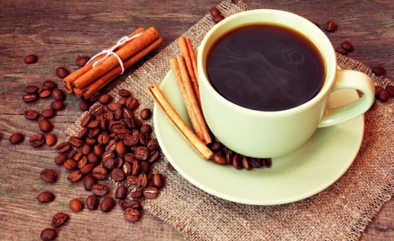 بهترین زمان نوشیدن قهوه برای جلوگیری از بی‌خوابی