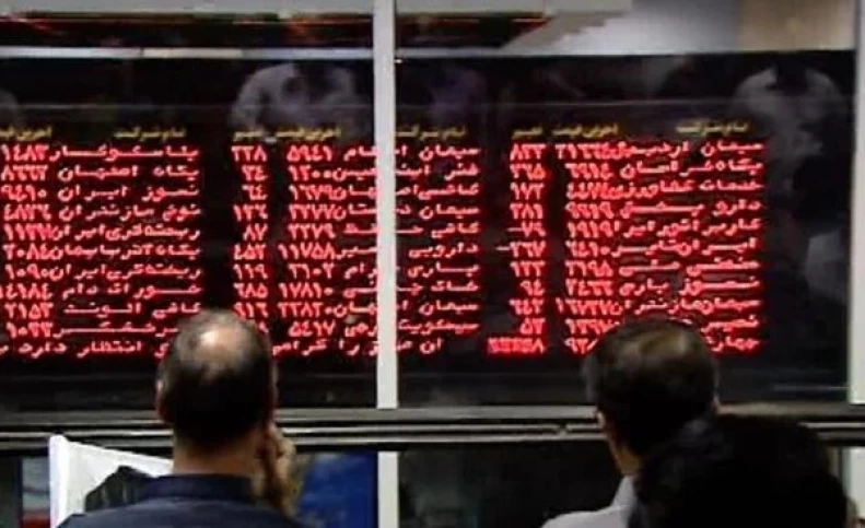رونق به بازار سهام بازنگشت/ بورس فقط ۳ هزار واحد رشد کرد