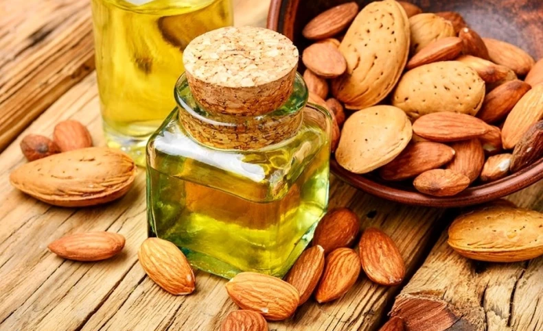 روغن بادام و خواص شگفت انگیز آن