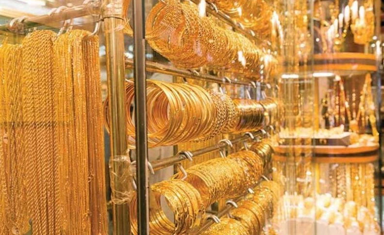 قیمت طلا، سکه و ارز ۱۴۰۱.۰۱.۰۸/ ریزش قیمت طلا در بازار