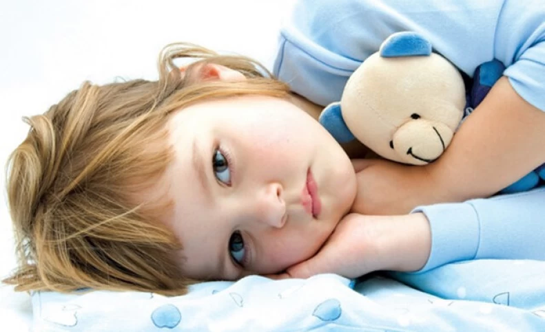 عوارض دیر خوابیدن کودکان و راه های درمان بیخوابی های کودکان