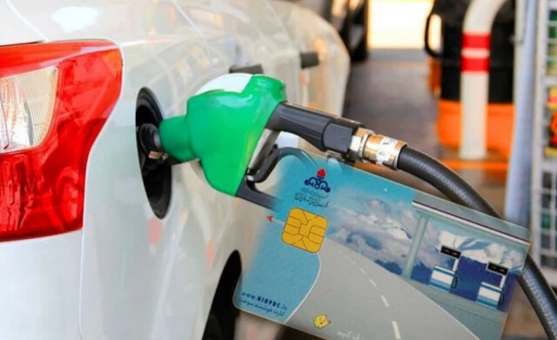 تصمیم نهایی مجلس درباره قیمت بنزین/ سهمیه بنزین آزاد و دولتی در سال آینده تغییر می‌کند؟