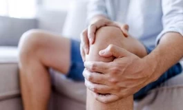 از این مدل نشستن پرهیز کنید