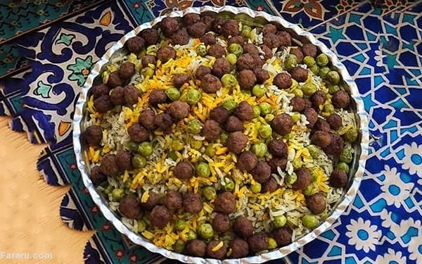 طرز تهیه نخود فرنگی پلو ساده و خوشمزه؛ با مرغ یا با گوشت کوفته قلقلی