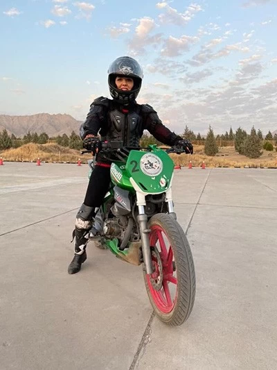 بازیگر زن ایرانی که یک موتورسوار حرفه‌ای است! /عکس