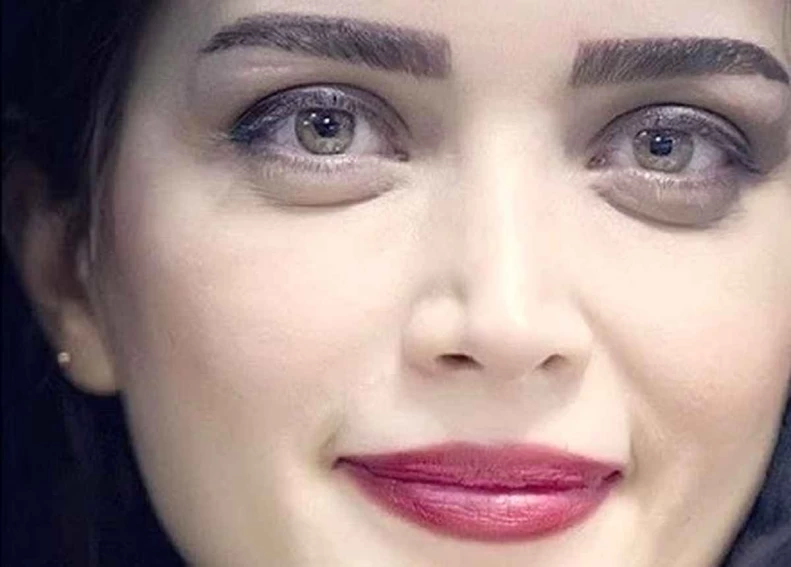 عصبانیت ایرانی ها از لباس خجالت آور بهنوش طباطبایی + عکس ناراحت کننده