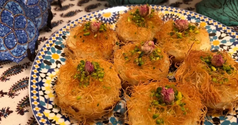 طرز تهیه باقلوای عربی، یک شیرینی آسان، اما مجلسی باقلوای عربی