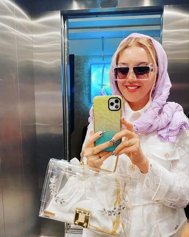 عایشه گل جوشکن در تهران عایشه گل