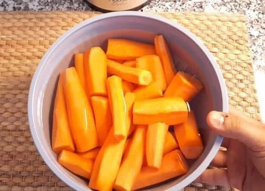 دستور تهیه آب هویج بستنی آب هویج بستنی خانگی