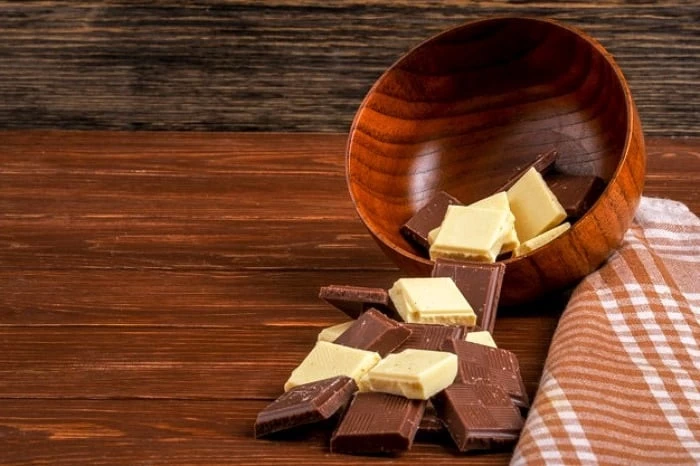 فواید شکلات برای بدن شکلات