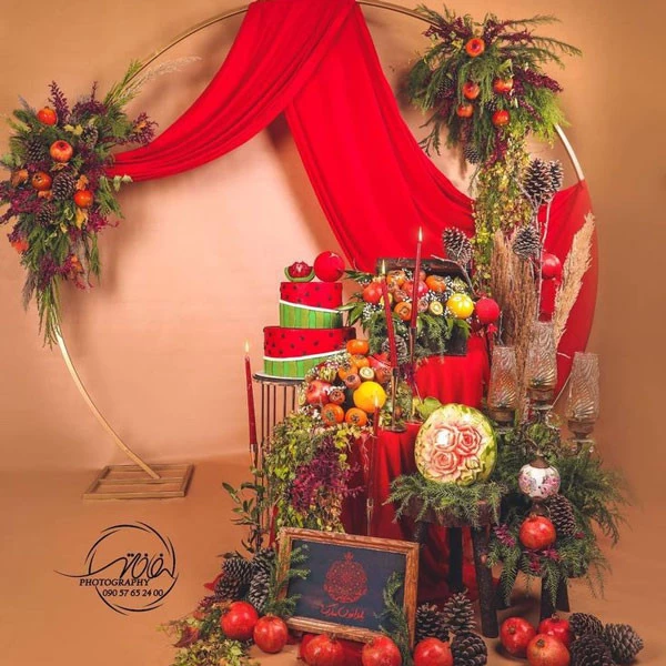 دکور شب یلدا دکور شب یلدا برای عکاسی دکور شب یلدا برای عکاسی در منزل دکور یلدا در منزل دکور شب یلدا برای مدرسه جدیدترین تزیینات شب یلدادکور شب یلدا برای عروس n;,v af dgnh fvhd uv,s