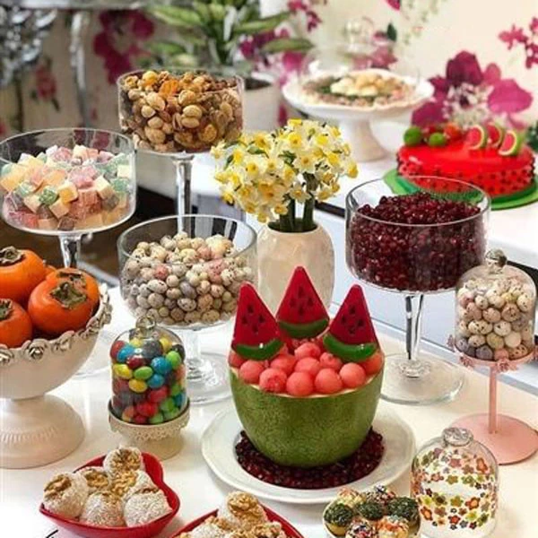 تزیین میز شب یلدا تزیین میز شب یلدا ساده و شیک جدیدترین تزیینات شب یلدا تزیین سفره یلدا با برگ پاییزی تزیین شب یلدا سنتی تزیین شب یلدا برای عروس تزیین سفره شب یلدا لاکچری عروس سفره شب یلدا امسال تزیین سفره شب یلدا روی زمین jcddk ldc af dgnh 