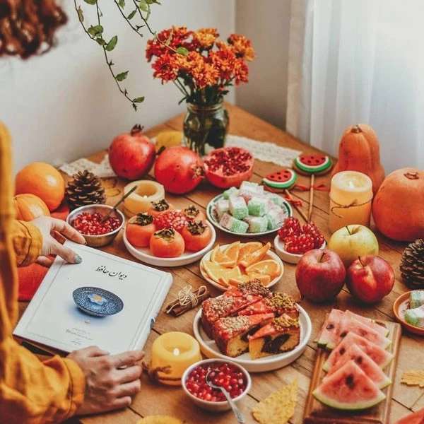 تزیین میز شب یلدا تزیین میز شب یلدا ساده و شیک جدیدترین تزیینات شب یلدا تزیین سفره یلدا با برگ پاییزی تزیین شب یلدا سنتی تزیین شب یلدا برای عروس تزیین سفره شب یلدا لاکچری عروس سفره شب یلدا امسال تزیین سفره شب یلدا روی زمین jcddk ldc af dgnh 