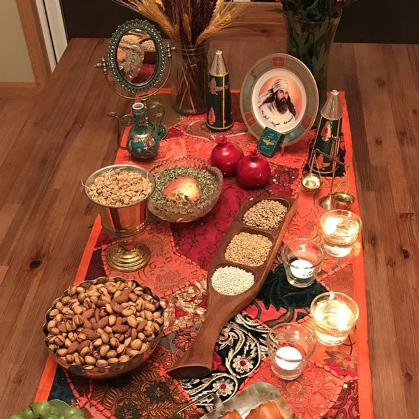 تزیین میز شب یلدا تزیین میز شب یلدا ساده و شیک جدیدترین تزیینات شب یلدا تزیین سفره یلدا با برگ پاییزی تزیین شب یلدا سنتی تزیین شب یلدا برای عروس تزیین سفره شب یلدا لاکچری عروس سفره شب یلدا امسال تزیین سفره شب یلدا روی زمین jcddk ldc af dgnh 