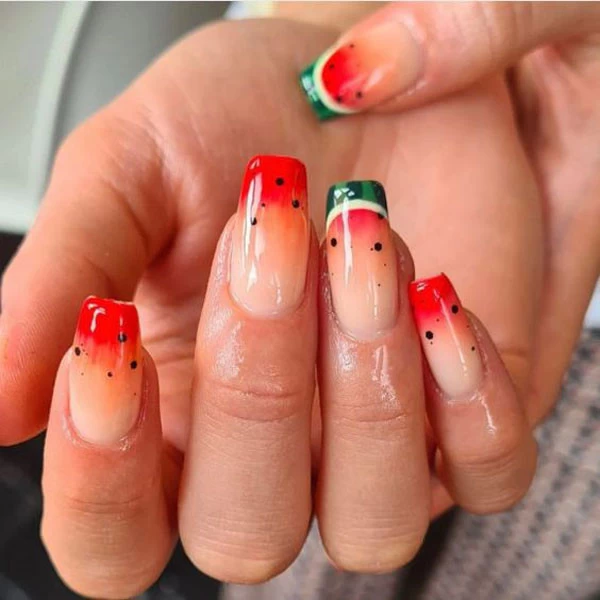 طراحی ناخن انار طرح ناخن یلدایی جدید طرح ناخن شب یلدا ساده طرح ناخن زمستانی طراحی ناخن شب یلدا انار ناخن شب یلدا دخترانه طرح ناخن کریسمس xvhpd khok hkhv